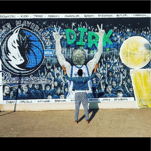 Meet your Posher, Jessica - Picture 2 of 3